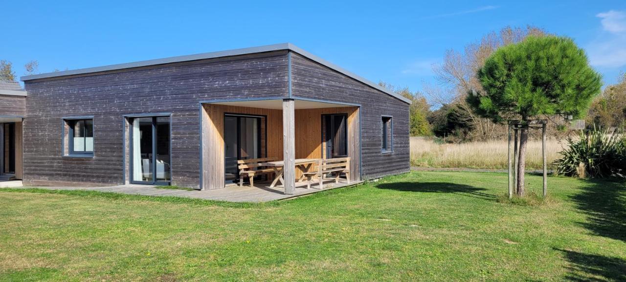 Gites Des Embruns Agon-Coutainville Exterior photo